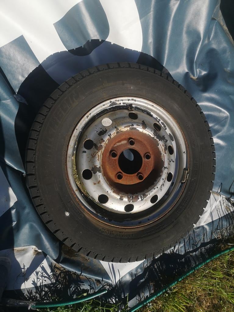 Band op velg 5x130 215 65 R16 C, Ophalen