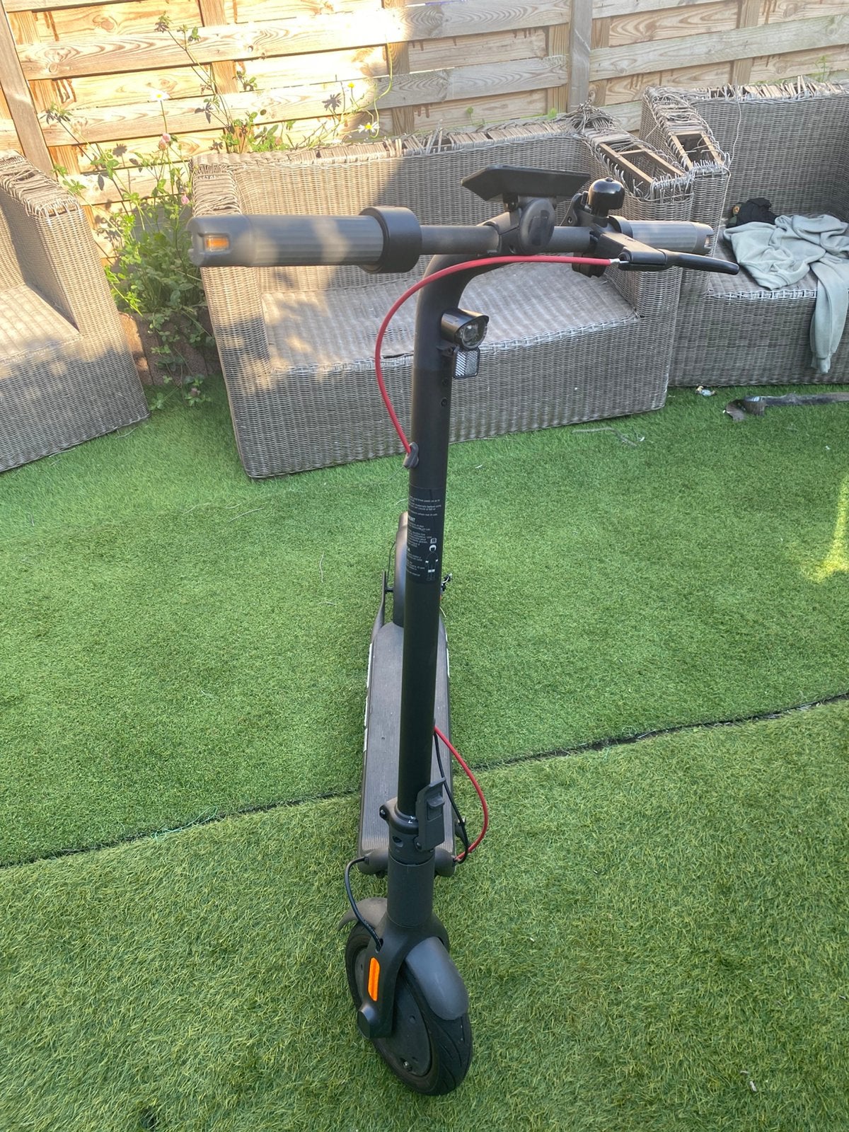 Elektrische step v40i-E, Fietsen en Brommers, Steps, Ophalen, Zo goed als nieuw