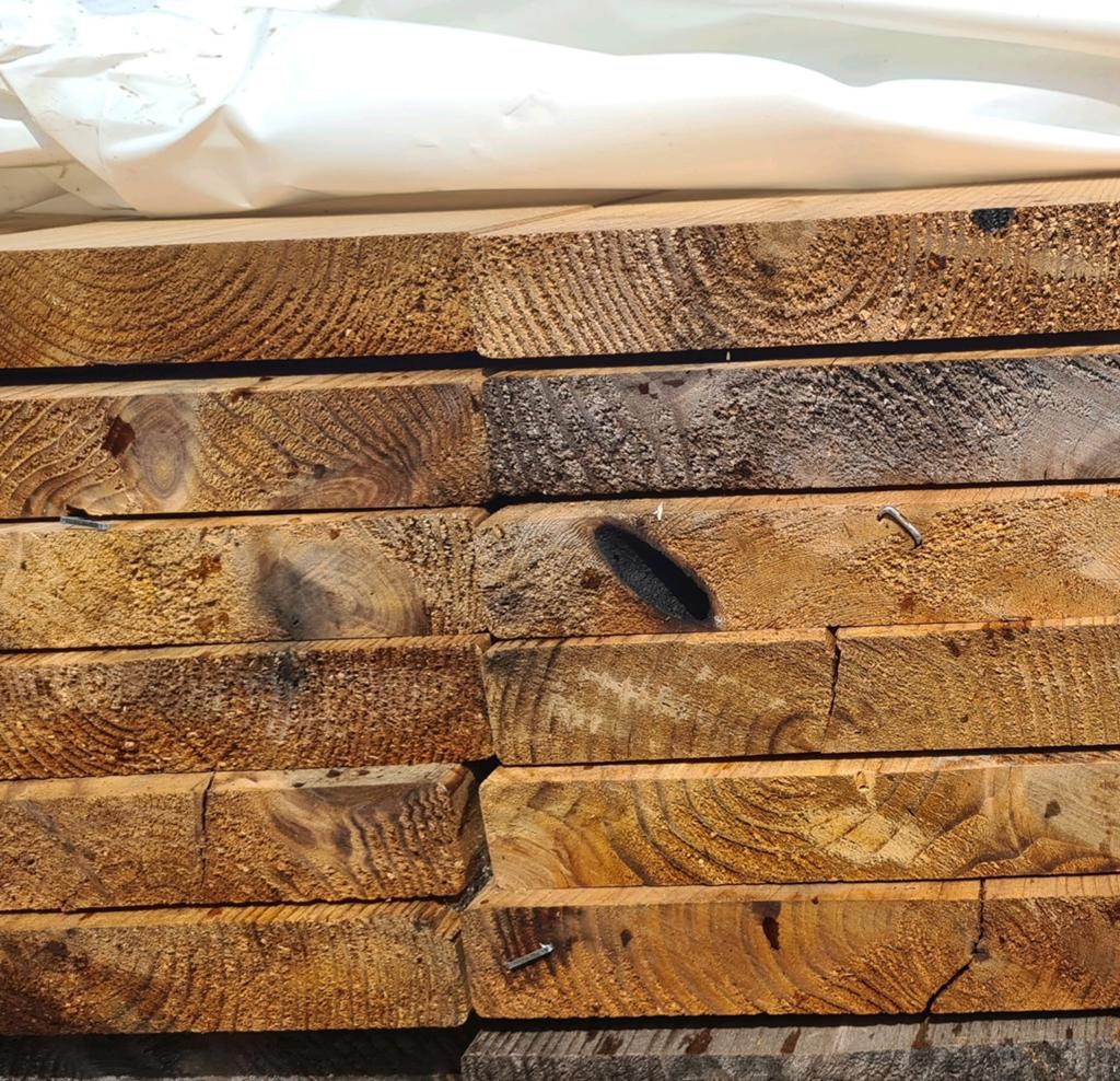 Thermowood Terrasplanken, Ophalen, Hout