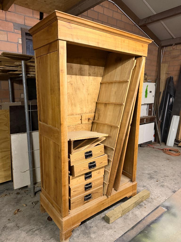 kast, Gebruikt, 100 tot 150 cm, 200 cm of meer, Grenen authentiek