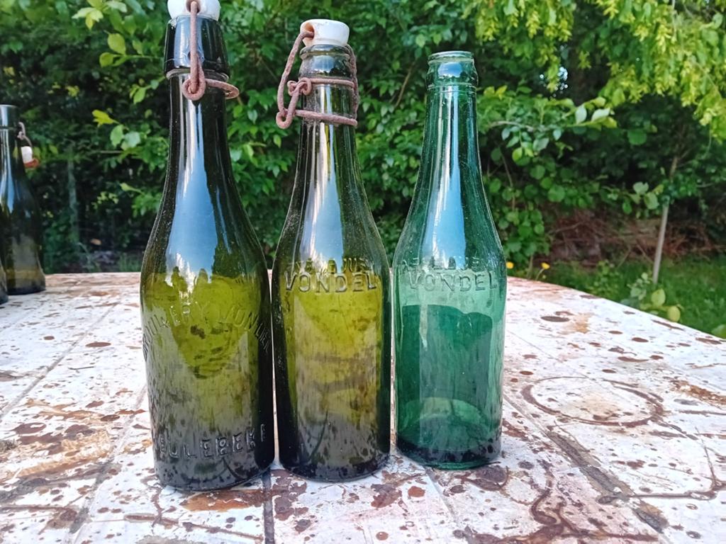 Oude vintage bierflessen brouwerij Vondel Meulebeke, Verzamelen, Ophalen of Verzenden