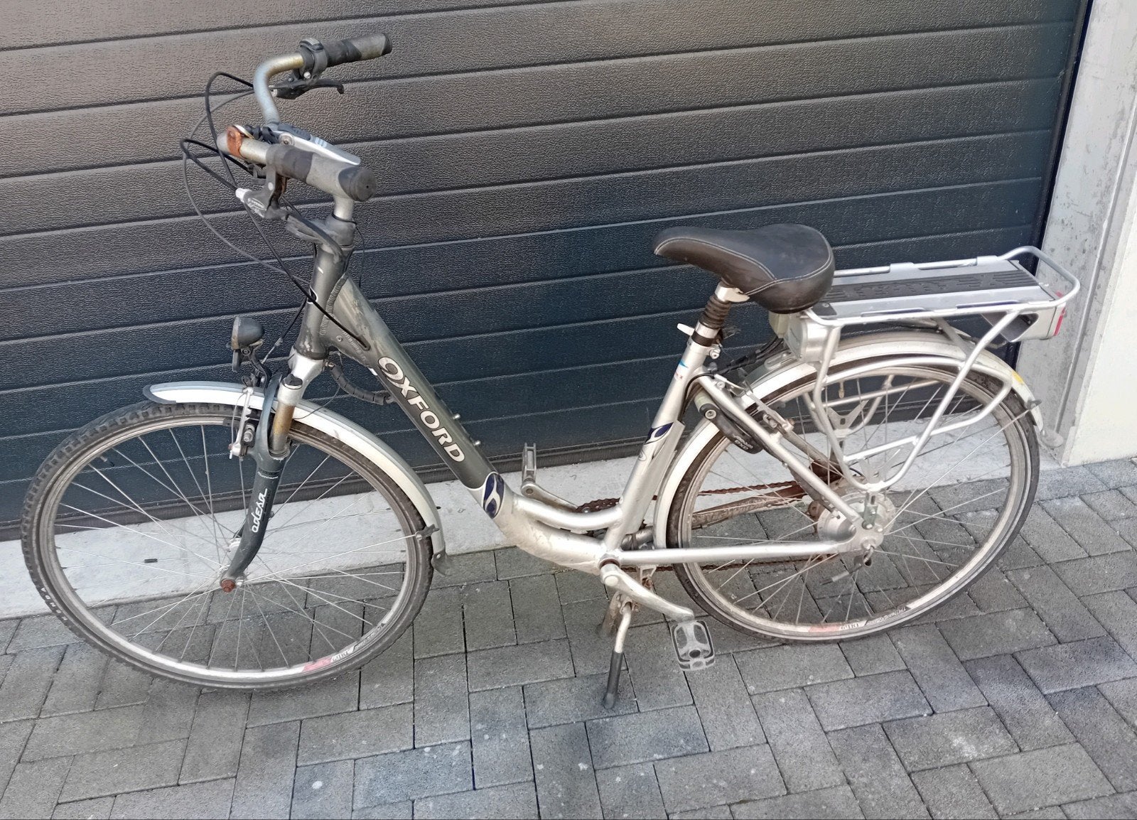 Vélo électrique Oxford pour femmes pour pièces ou aménagemen, Vélos & Vélomoteurs, Vélos électriques, Utilisé, Autres marques