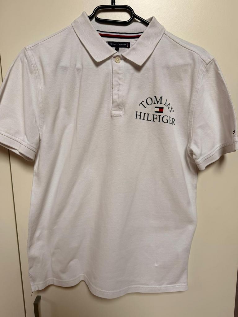 Nieuwe Witte polo van Tommy Hilfiger, Enlèvement ou Envoi, Neuf, Garçon ou Fille, Autres types