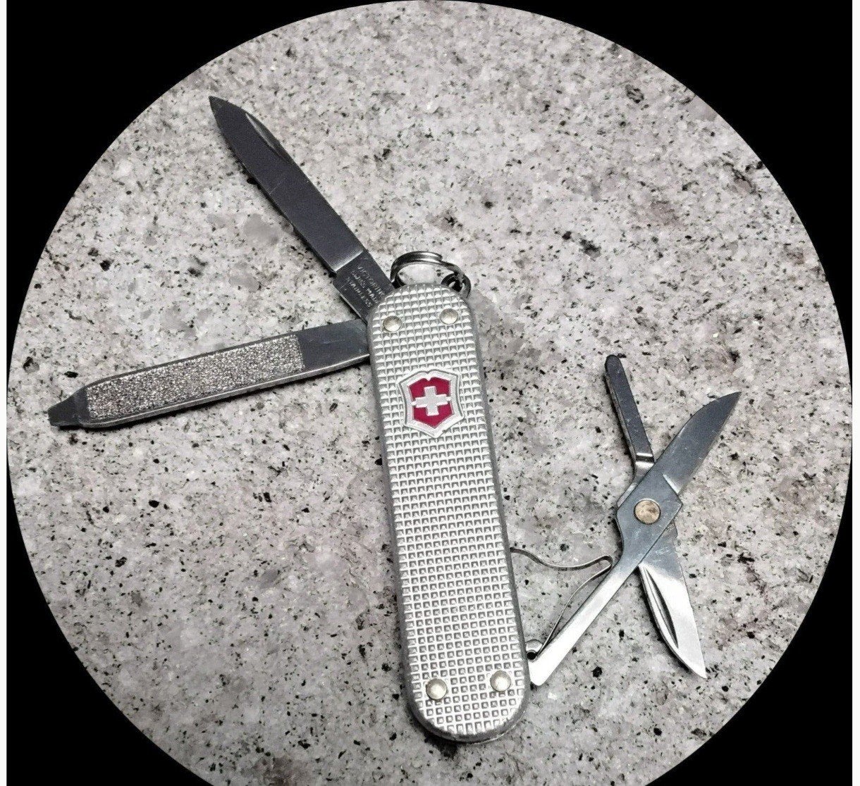Couteau suisse, ciseaux, lime, tournevis Victorinox, Enlèvement ou Envoi, Comme neuf