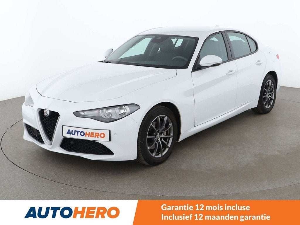 Alfa Romeo Giulia 2.0 Turbo Super (automatique), Autos, Interruption de démarrage, Achat, 4 portes, 200 ch