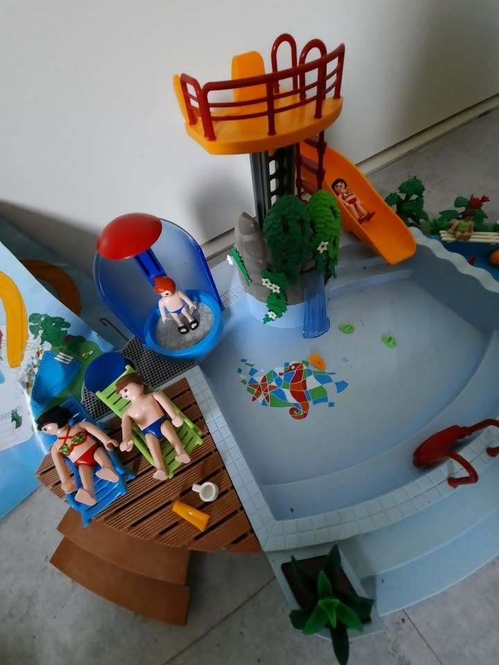 PLAYMOBIL 4858 Openluchtzwembad met glijbaan, Enfants & Bébés, Jouets | Playmobil, Family fun, Utilisé, Autres types, Kit complet