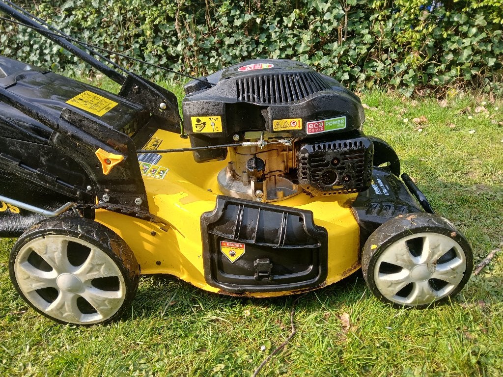 Tondeuse POWERPLUS 51CM Autotractee excellent état, Tondeuse rotative, Tondeuses à gazon à essence, Utilisé, Fonction de mulching
