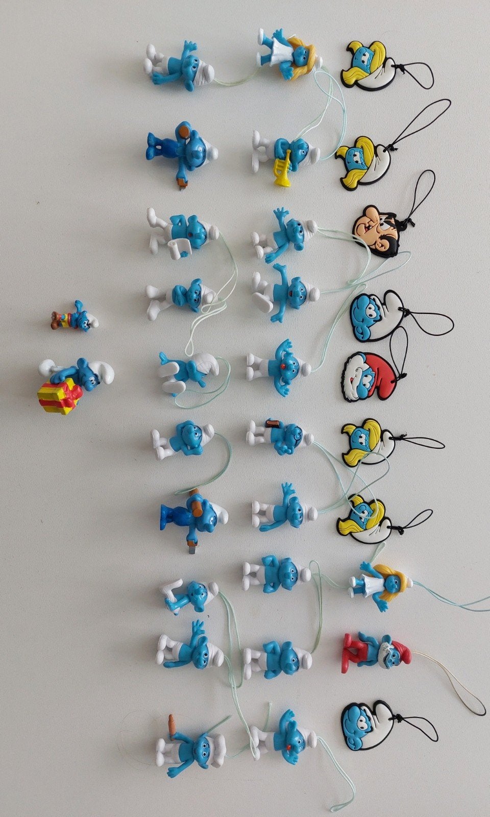 32 SMURFEN HANGERS, Kinderen en Baby's, Speelgoed | Actiefiguren, Ophalen of Verzenden
