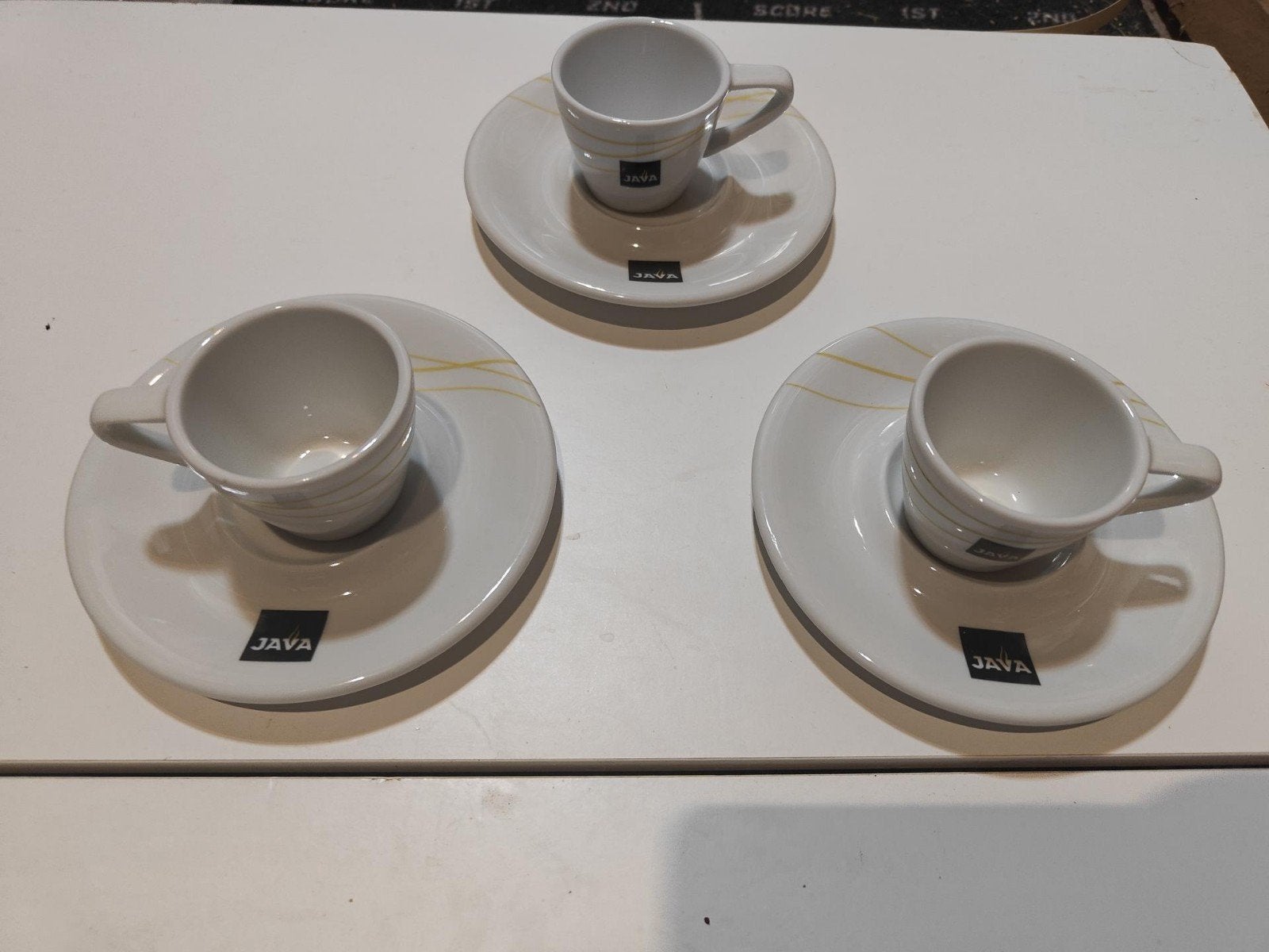 Java koffiesetjes – 3 kopjes met schotels, Ophalen