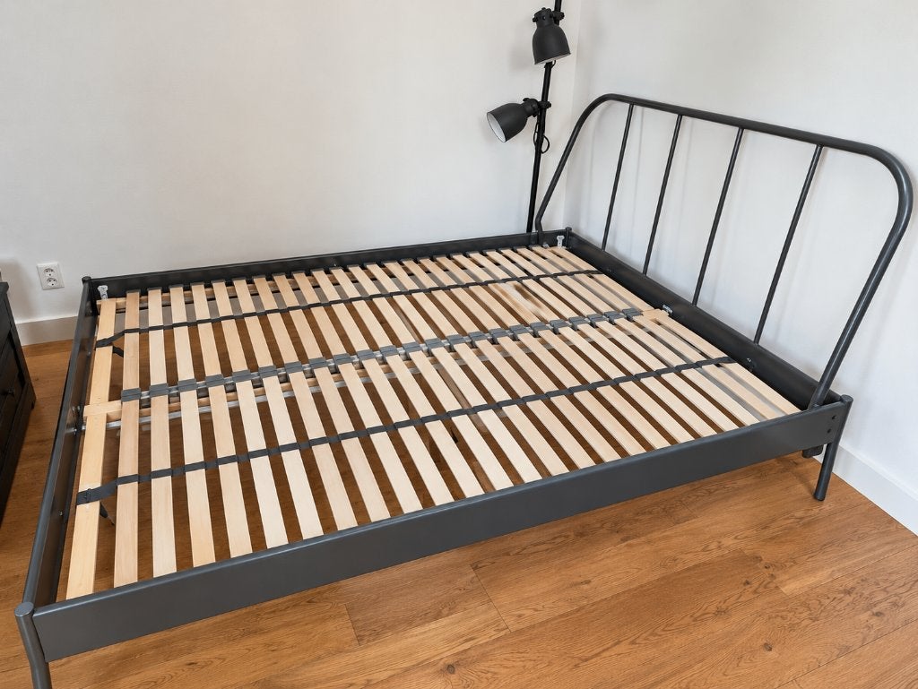 Bed met lattenbodem Ikea Kopardal, Huis en Inrichting, Ophalen, 140 cm, Zo goed als nieuw, Twijfelaar