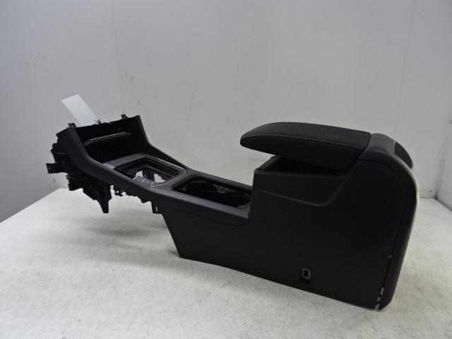 CONSOLE CENTRALE Volkswagen Golf Sportsvan (AUVS), Autos : Pièces & Accessoires, Utilisé, Volkswagen