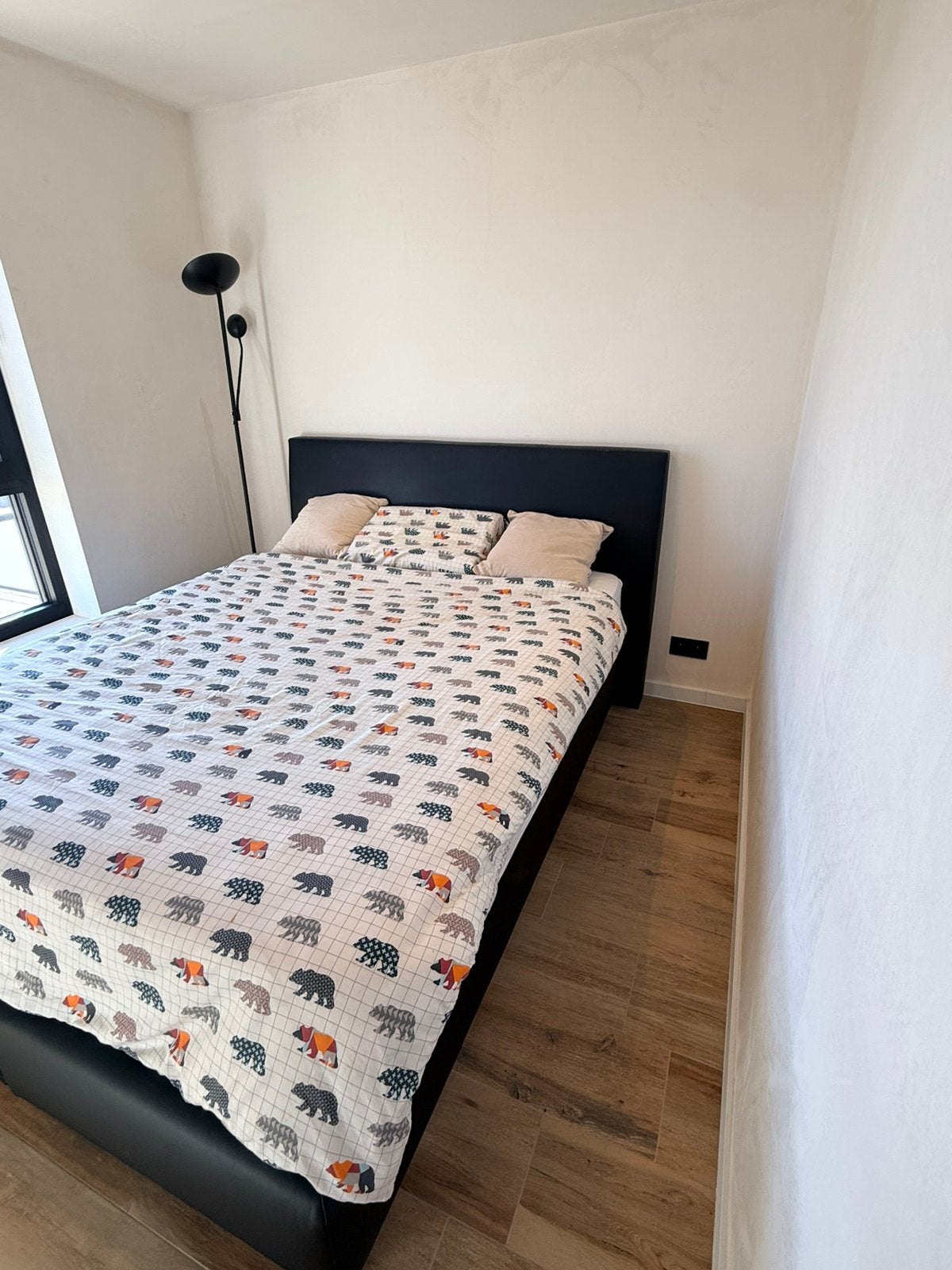 Boxspring met hoofding + matras, Enlèvement, Comme neuf