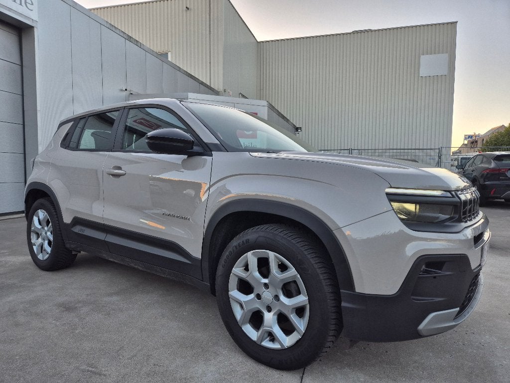 Jeep Avenger Avenger 1.2i Turbo / 46.264 KM ! / 2025 !, Auto's, Dealer onderhouden, Leder en Stof, Bedrijf, 5 deurs