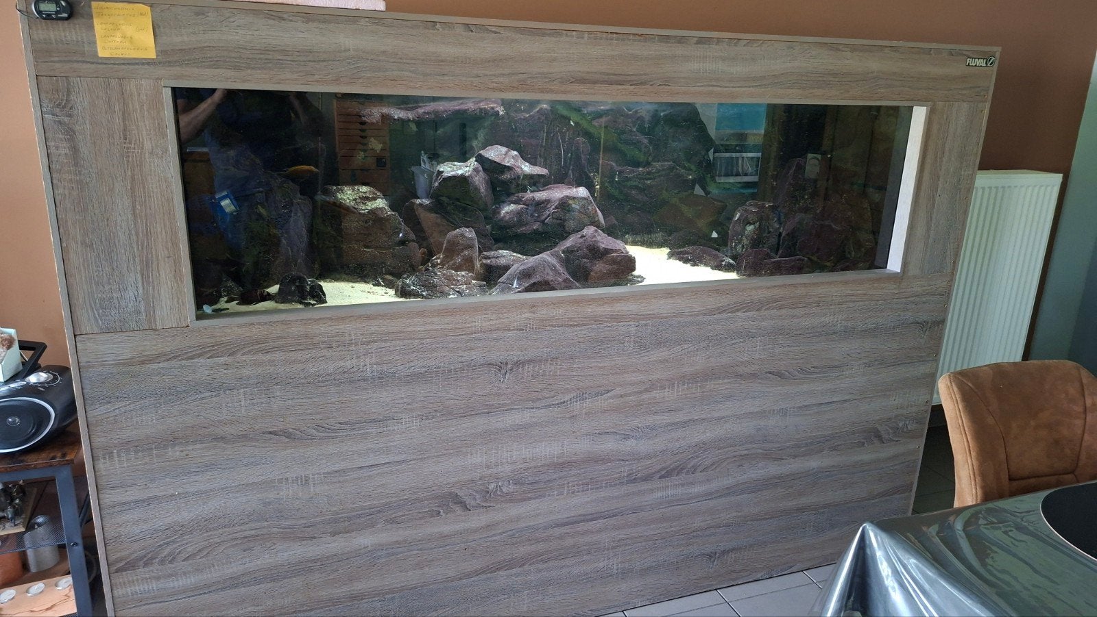 Aquarium met 15 tal tanganyika cichliden, Ophalen, Verwarming