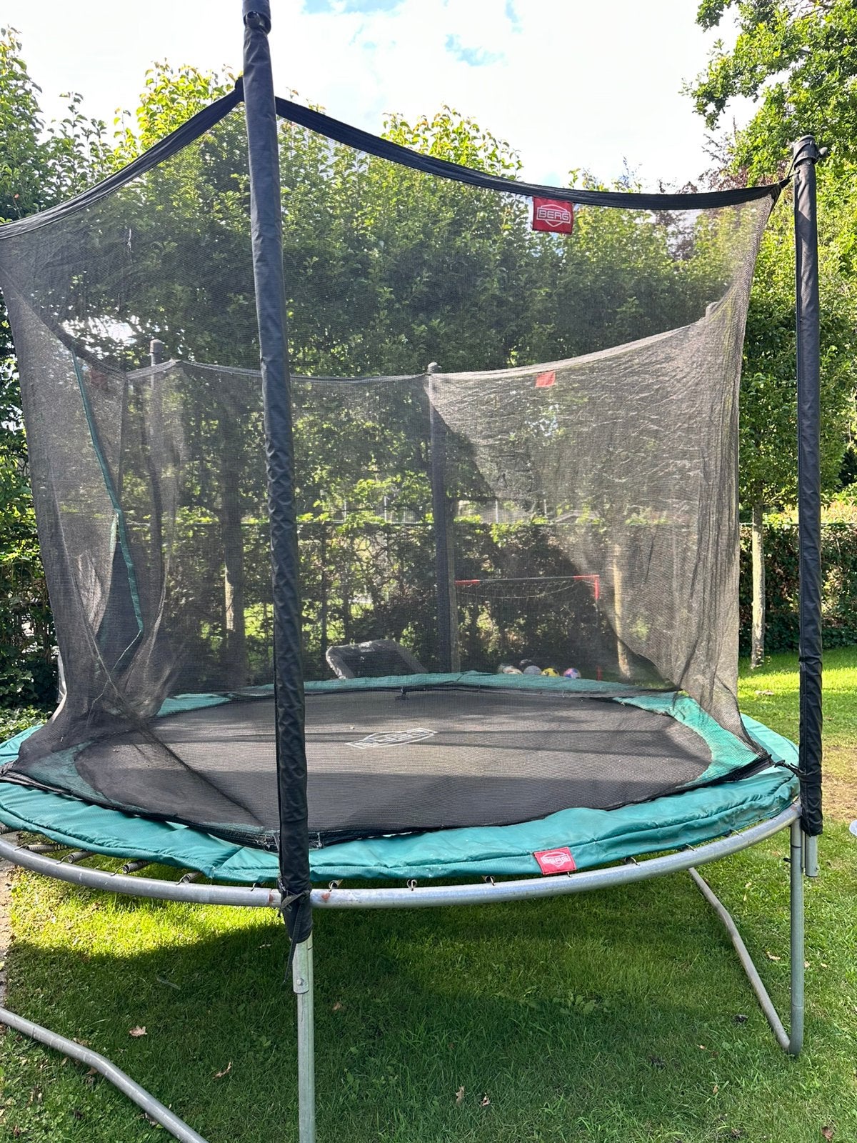 Trampoline, Enlèvement