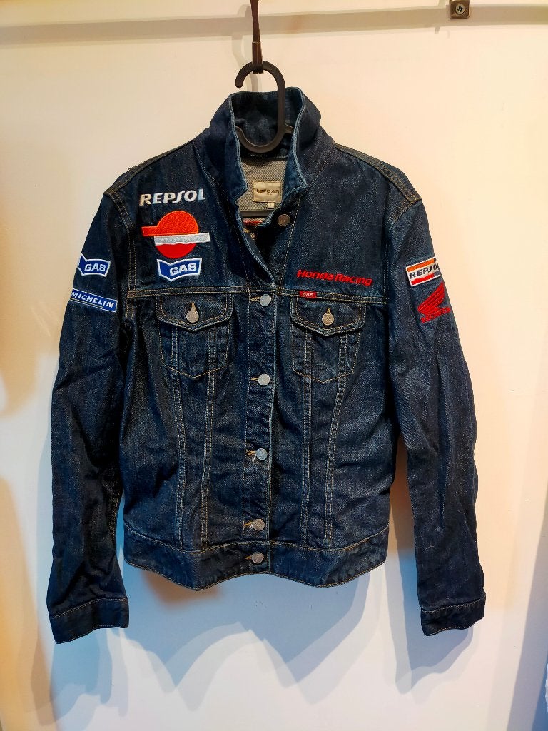 Prachtig vintage denim jacket met geborduurde patches!, Taille 42/44 (L), Gas, Comme neuf, Multicolore