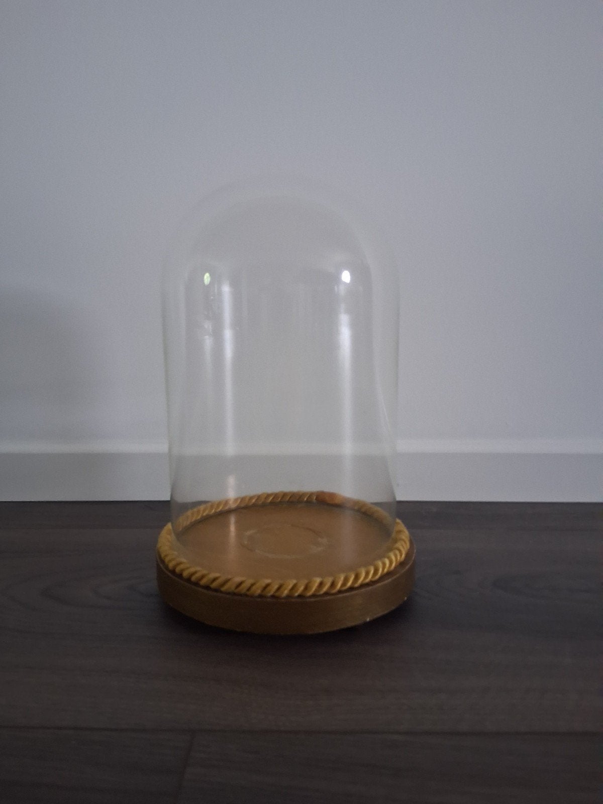 Stolp, Verre, Enlèvement