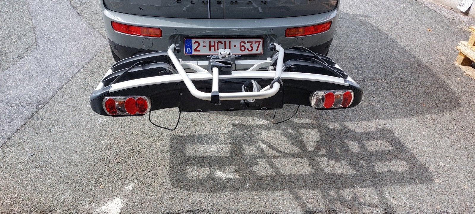 Thule fietsenrek voor trekhaak (geschikt voor VR), Ophalen