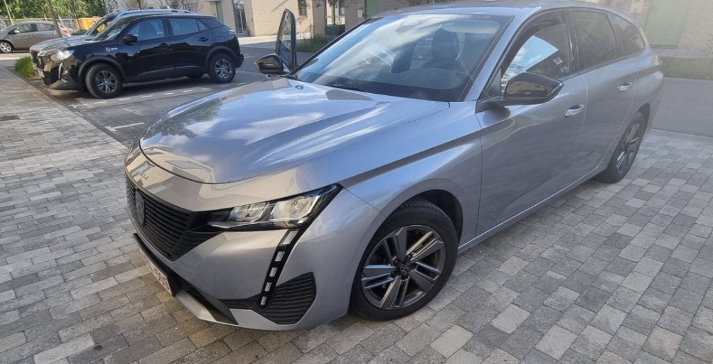 Peugeot 308 SW Active Pack 1.2 PureTech 130 ch automatique, Autos, Peugeot, Argent ou Gris, Achat, 131 kW, 5 portes