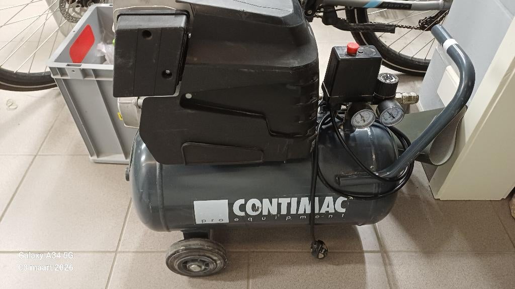 Contimac Compressor 24L CM250/8/24W, Bricolage & Construction, Compresseurs, Comme neuf, 6 à 10 bars, 25 à 100 litres, Mobile