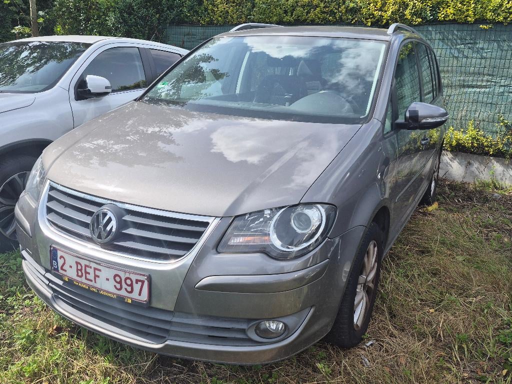 VOLKSWAGEN TOURMAN 1.4 ESSENCE. 7 PLACES. ENVIRON 1950 EUROS, Autos, Achat, Entreprise, 7 places, Boîte manuelle