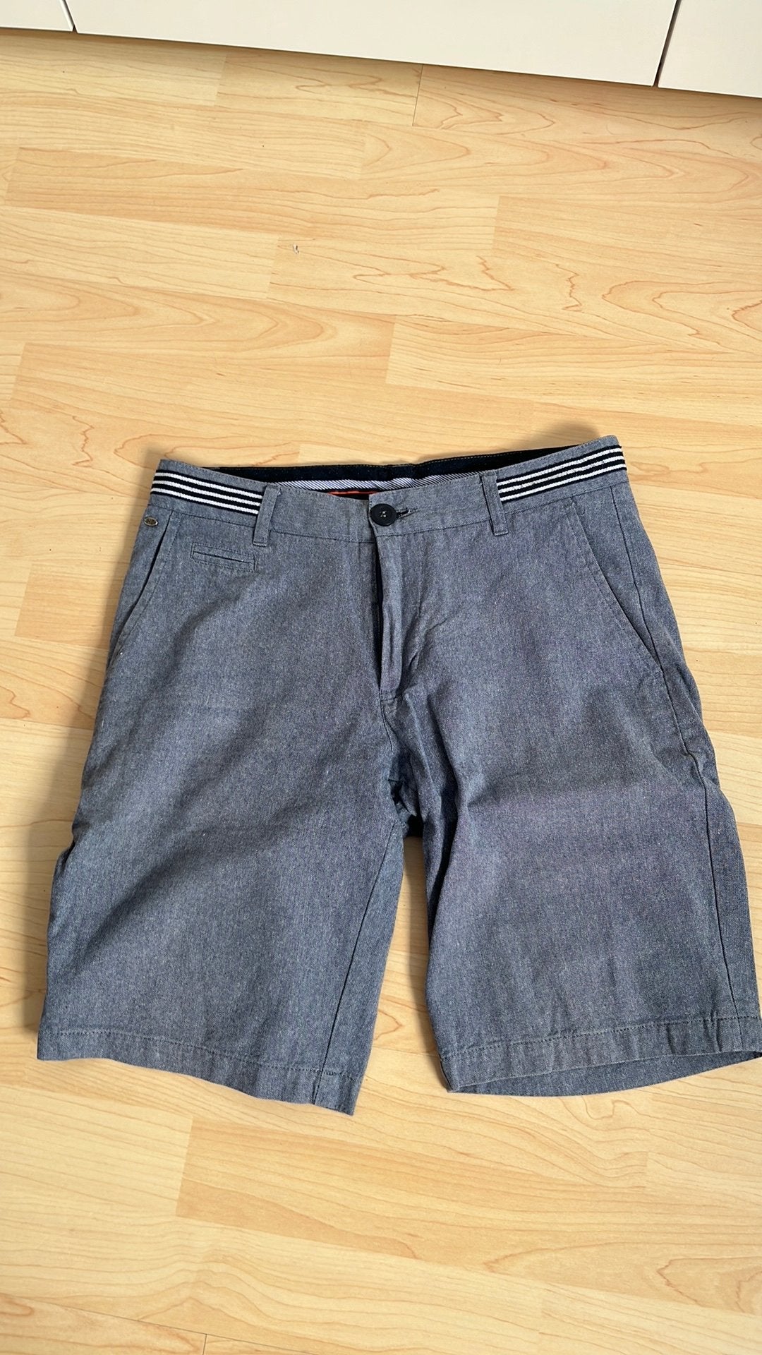 Short Hampton Bays maat 29, Enlèvement ou Envoi, Comme neuf, Taille 46 (S) ou plus petite, Bleu