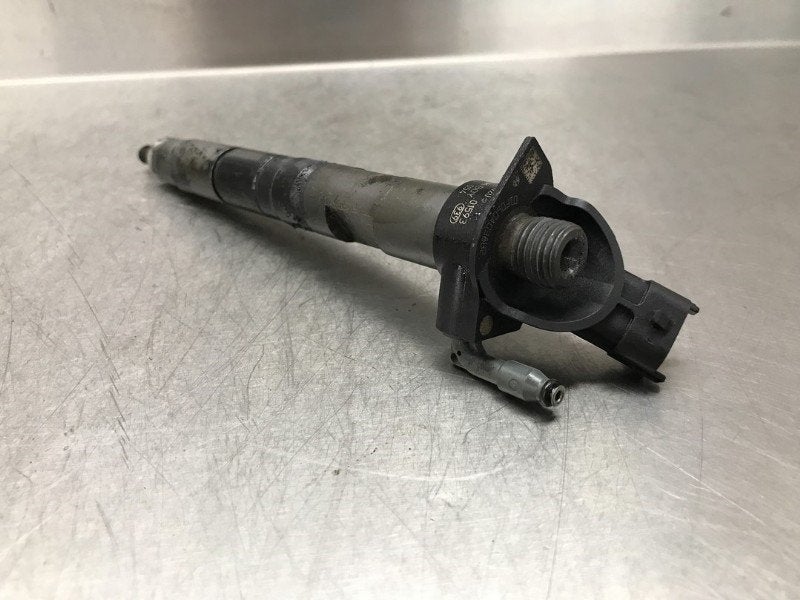 INJECTEUR FAP Toyota Auris (E18) (|236700W020|), Utilisé, Toyota