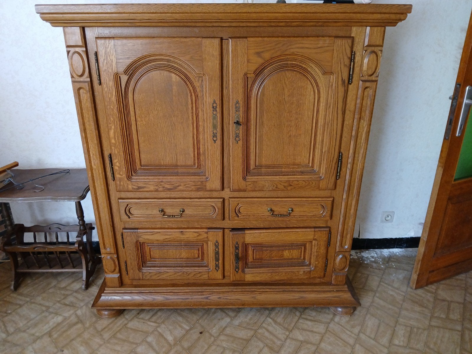 Meuble bar, Enlèvement