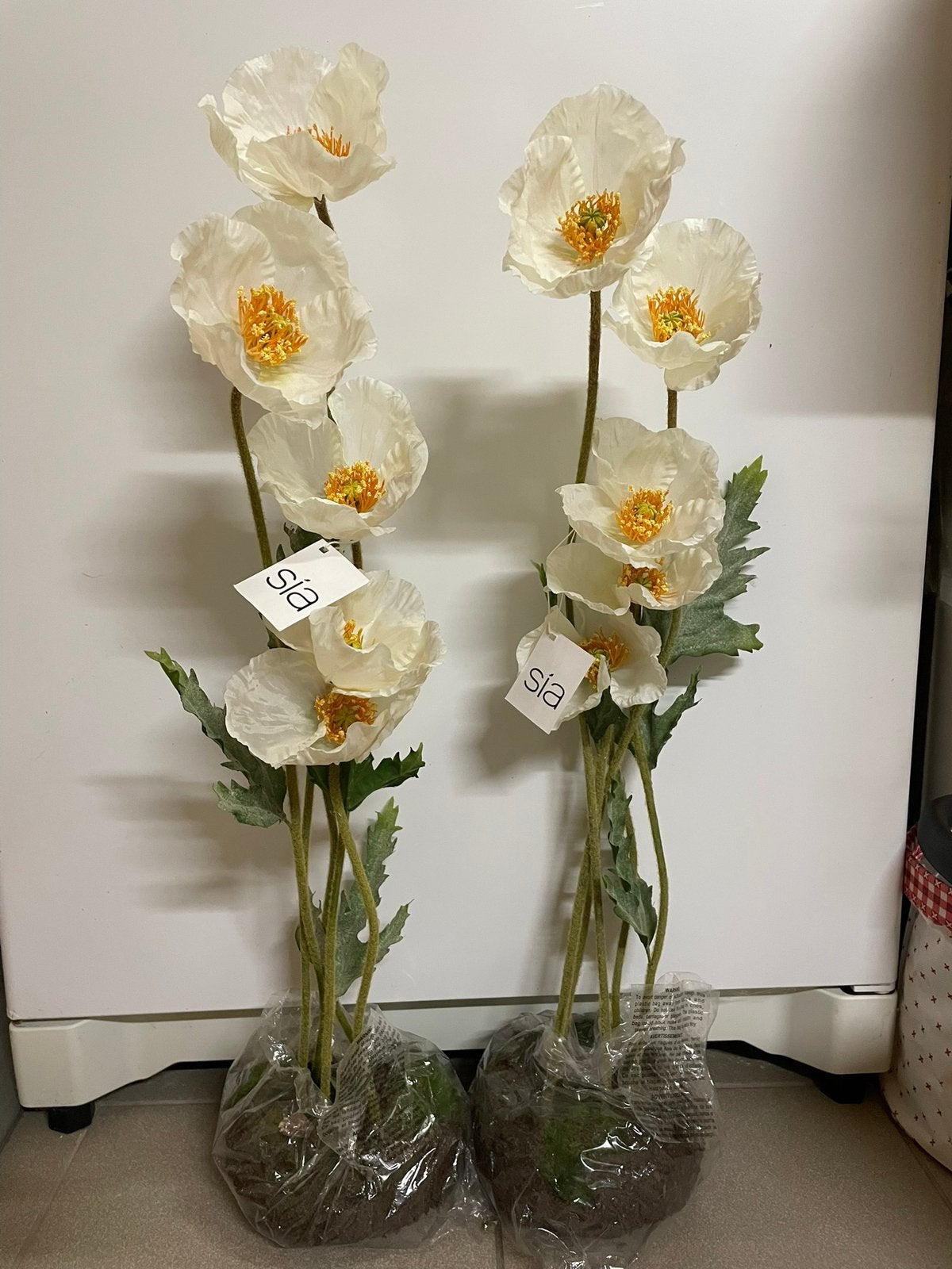 Lot 2 fleurs artificielles Sia sur socle en mousse végétal, Neuf, Soie, Blanc, Enlèvement ou Envoi