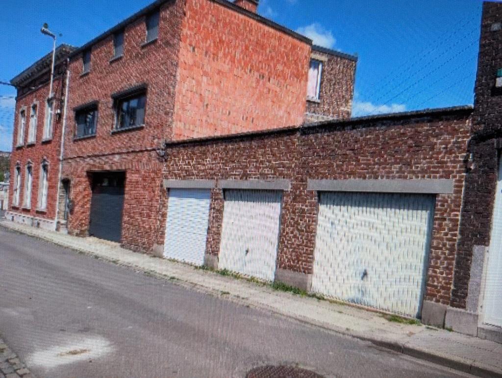 Verhuur van garages Angleur (Luik) 85 EUR, Immo, Garages en Parkeerplaatsen, Luik (stad)