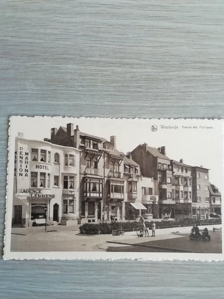 Postkaart Westende avenue des portiques, Verzamelen, Ophalen
