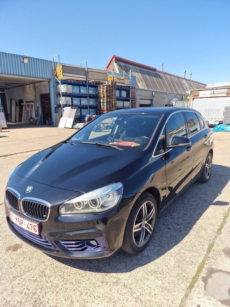 BMW Serie 2 220d Sport line Active tourer, Autos, BMW, Achat, Euro 6, Noir, 5 portes