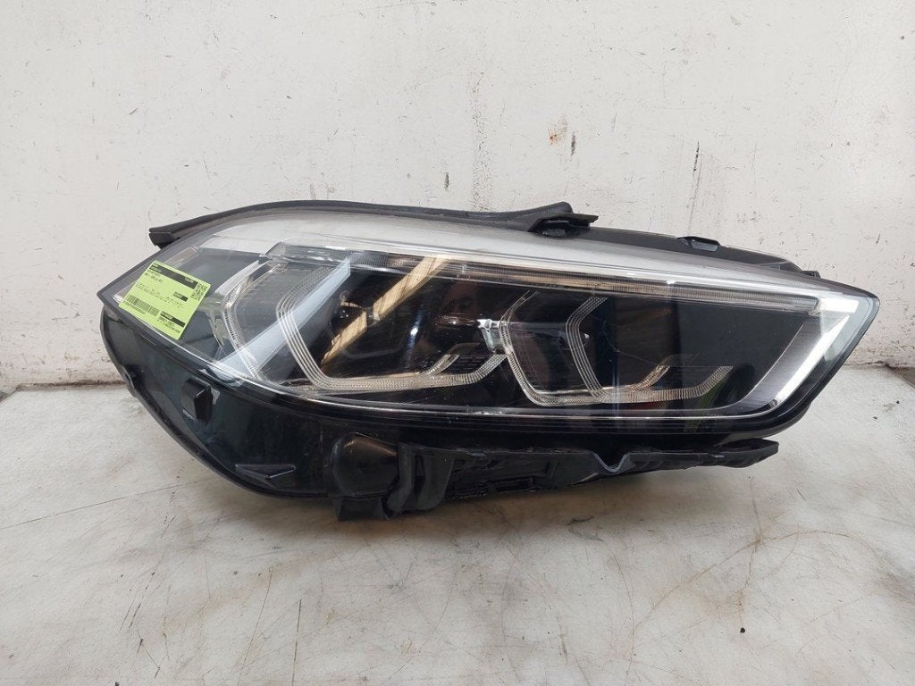 KOPLAMP RECHTS 1 serie (F40) (|63119448096|63119482808|), Gebruikt, Valeo, 100, rue de Courcelles
75017  Paris, FR, BMW