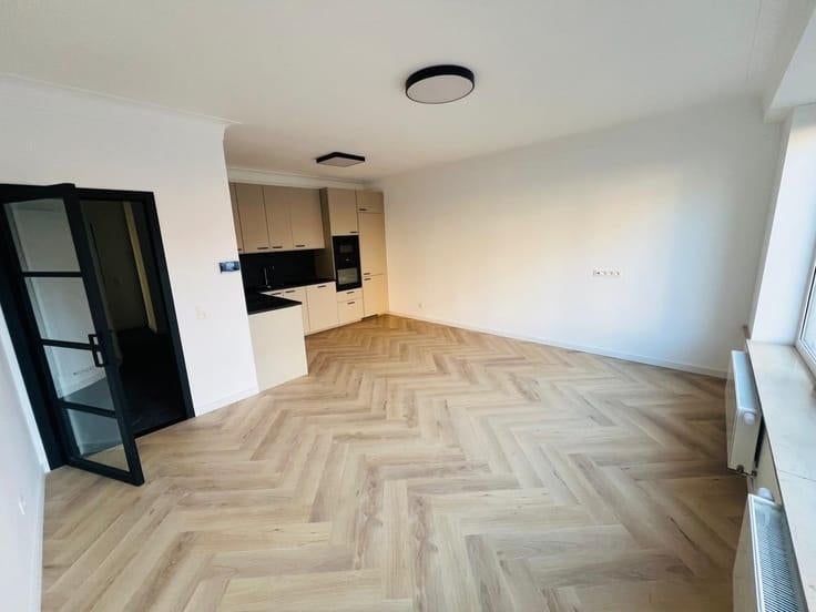 GELIJKVLOERSAPPARTEMENT TE KOOP, 145 kWh/m²/jaar, Tot 200 m², Antwerpen, 2 kamers