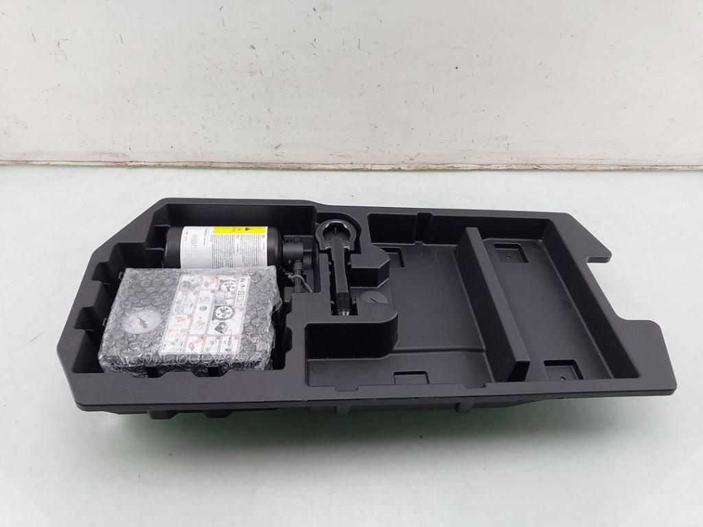 DIVERS Toyota Aygo X (|649930H030|426060H030|426800D010|), Kundenbetreuung@toyota.de, Toyota, Utilisé, Toyota-Allee 2
50858  Köln, DE