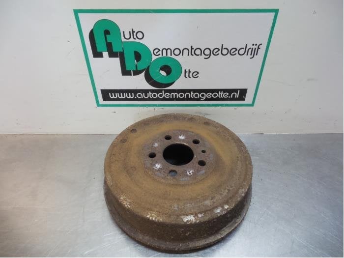 Tambour de frein arrière d'un Peugeot Expert (Expert 95-), -, 3 mois de garantie, Utilisé, -