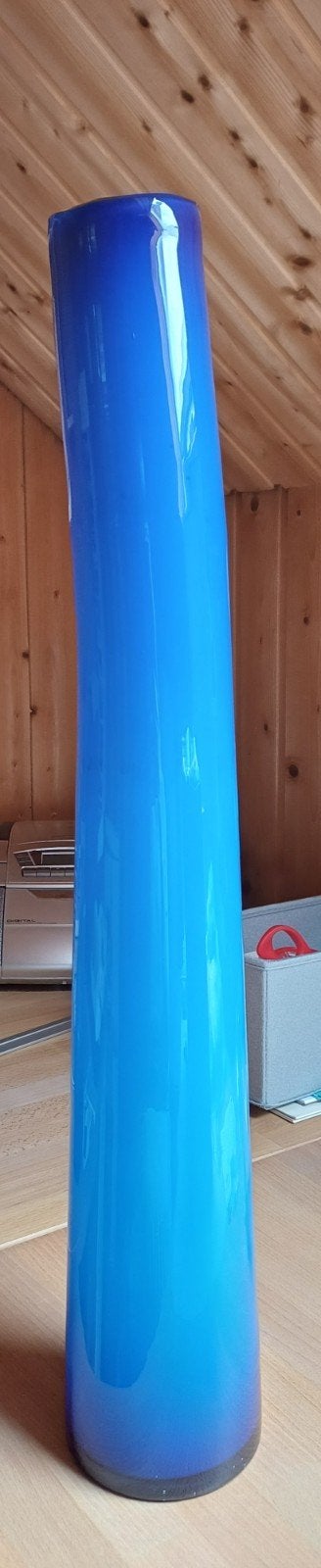 Blauwe vaas van glas, Ophalen, Wit, Glas