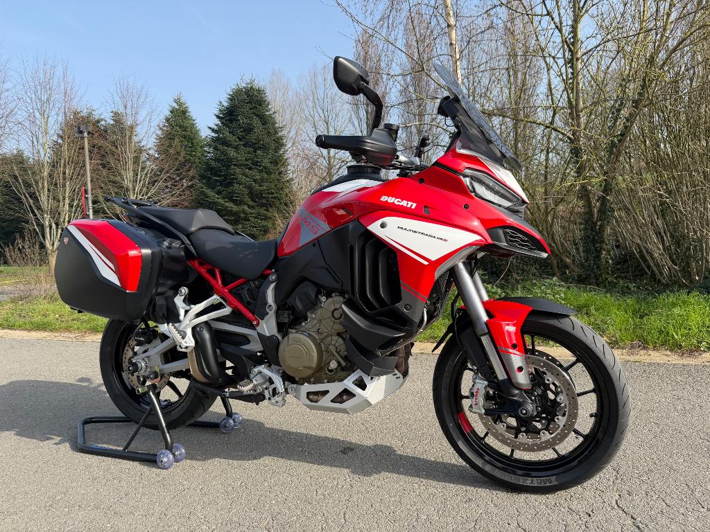 Ducati Multistrada V4 S 2023 - Full Akrapovic - Top staat, Motoren, 4 cilinders, Motorrijbewijs A, Handvatverwarming, Particulier