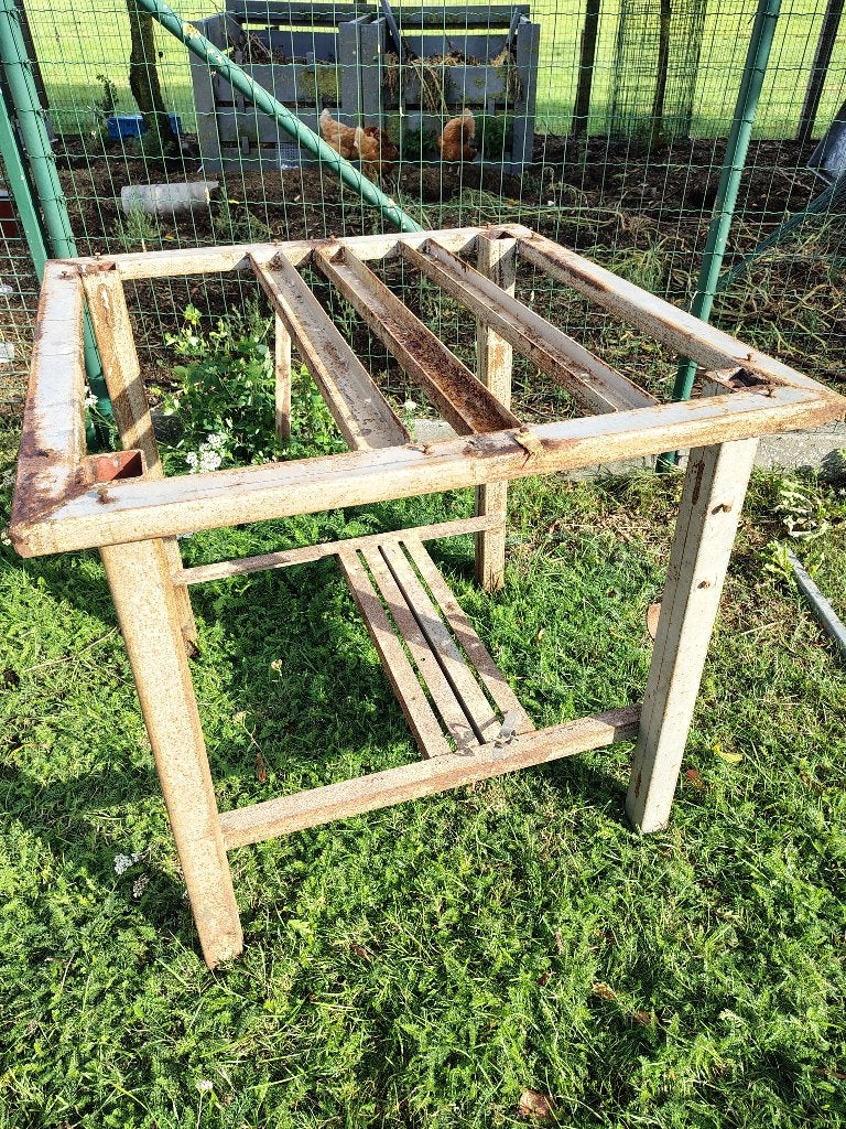 ijzeren tafel zonder blad zaagtafel lastafel, Doe-het-zelf en Bouw, Ophalen, Gebruikt, 70 tot 120 cm
