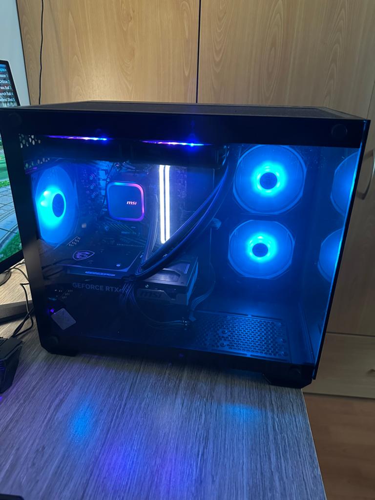 FlowUp black night geforce RTX 5060 TI 8 GB, Informatique & Logiciels, Ordinateurs de bureau, Comme neuf, 4 Ghz ou plus, Gaming