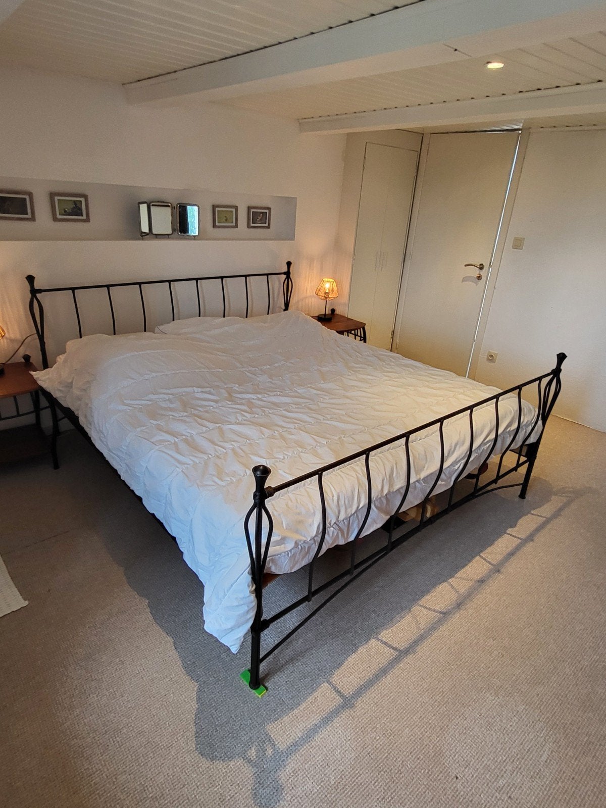 Metalen bed, Ophalen, Zo goed als nieuw, Zwart