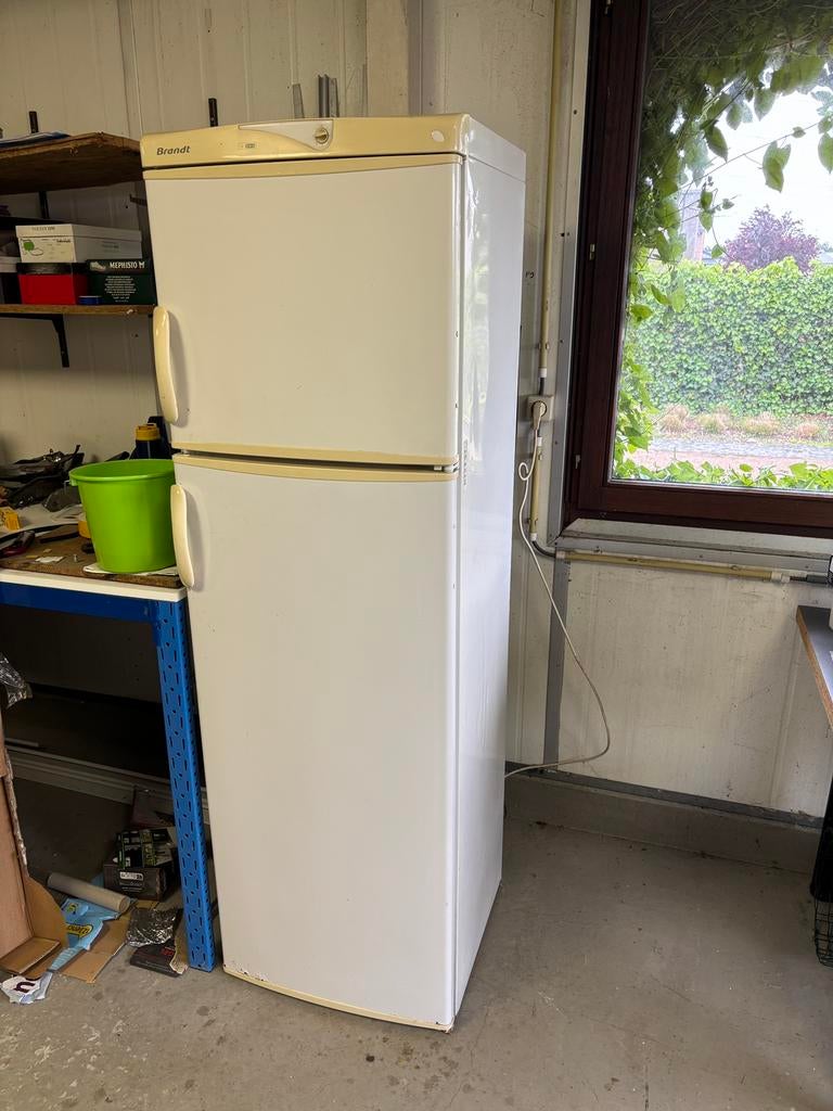 Brandt koelkast met ijsvak, Elektronische apparatuur, Koelkasten en IJskasten, Ophalen, Gebruikt, 60 cm of meer, 160 cm of meer