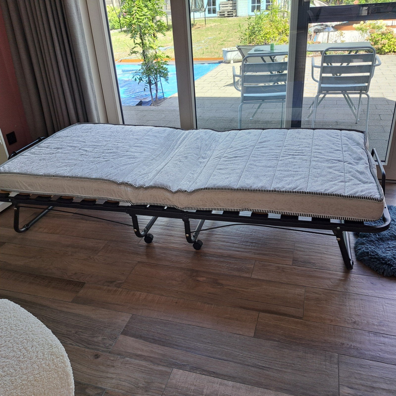 vouwbed nieuwstaat 65 euro, Ophalen, 90 cm, Eenpersoons, Zwart