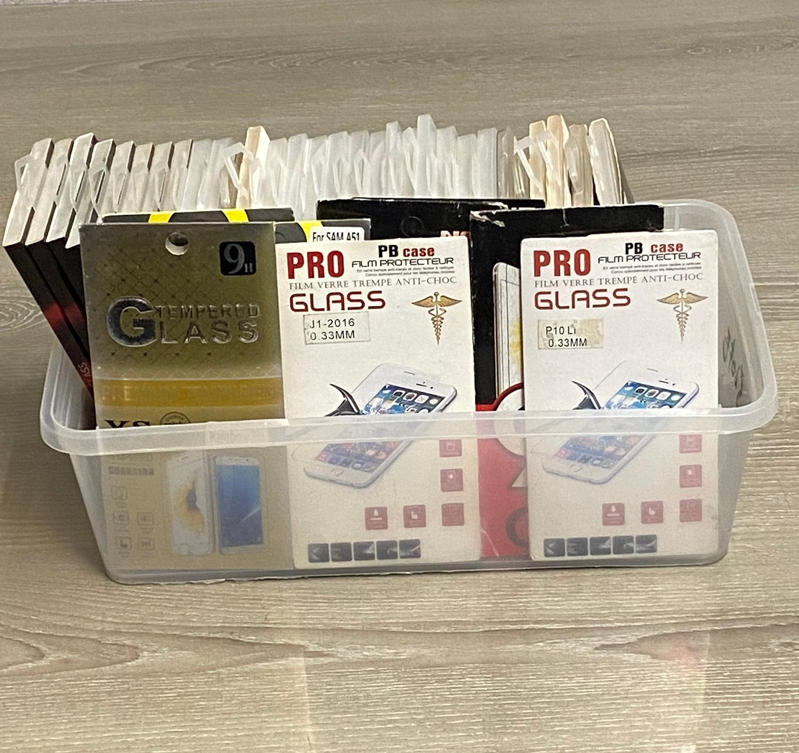 Lot de 38 Glass protège écran pour mobiles, NEUFS prix: 20€, Enlèvement ou Envoi, Neuf, Protecteur d'écran