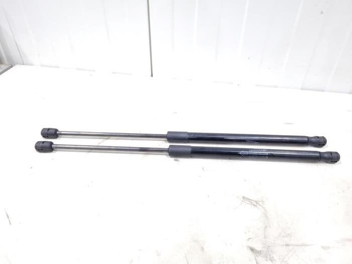 Amortisseur kit capot moteur d'un Jaguar F-Pace, Autos : Pièces & Accessoires, -, 3 mois de garantie, Utilisé, Jaguar