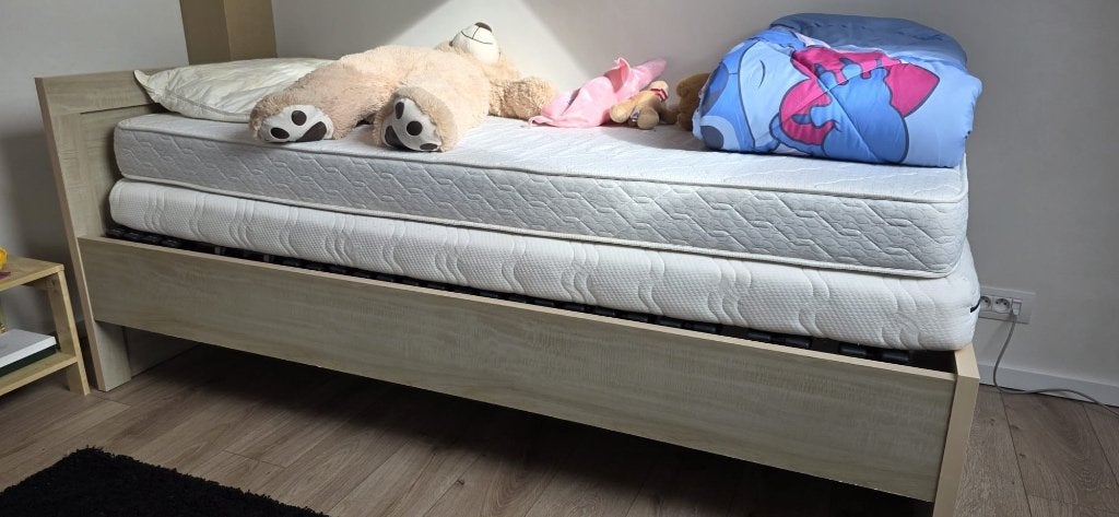 Bed 90x200 inclusief matras, 85 tot 100 cm, Gebruikt, 180 cm of meer, Ophalen