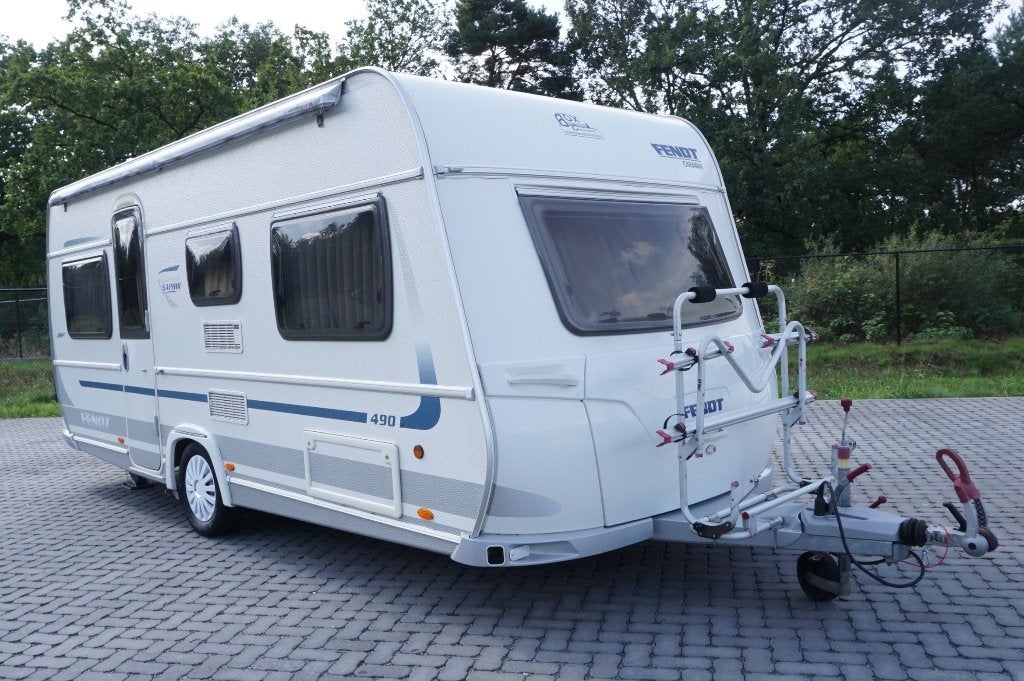 Nette 4pers.Fendt met mover, voortent, fietsrek, etuiluifel, Mover, Rondzit, Bedrijf, Dwarsbed