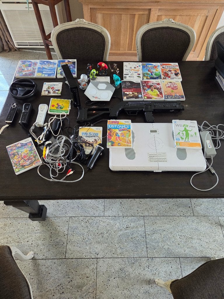 Nintendo Wii Top compete set, Consoles de jeu & Jeux vidéo, Jeux | Nintendo Wii, Comme neuf, Enlèvement, À partir de 3 ans, 3 joueurs ou plus