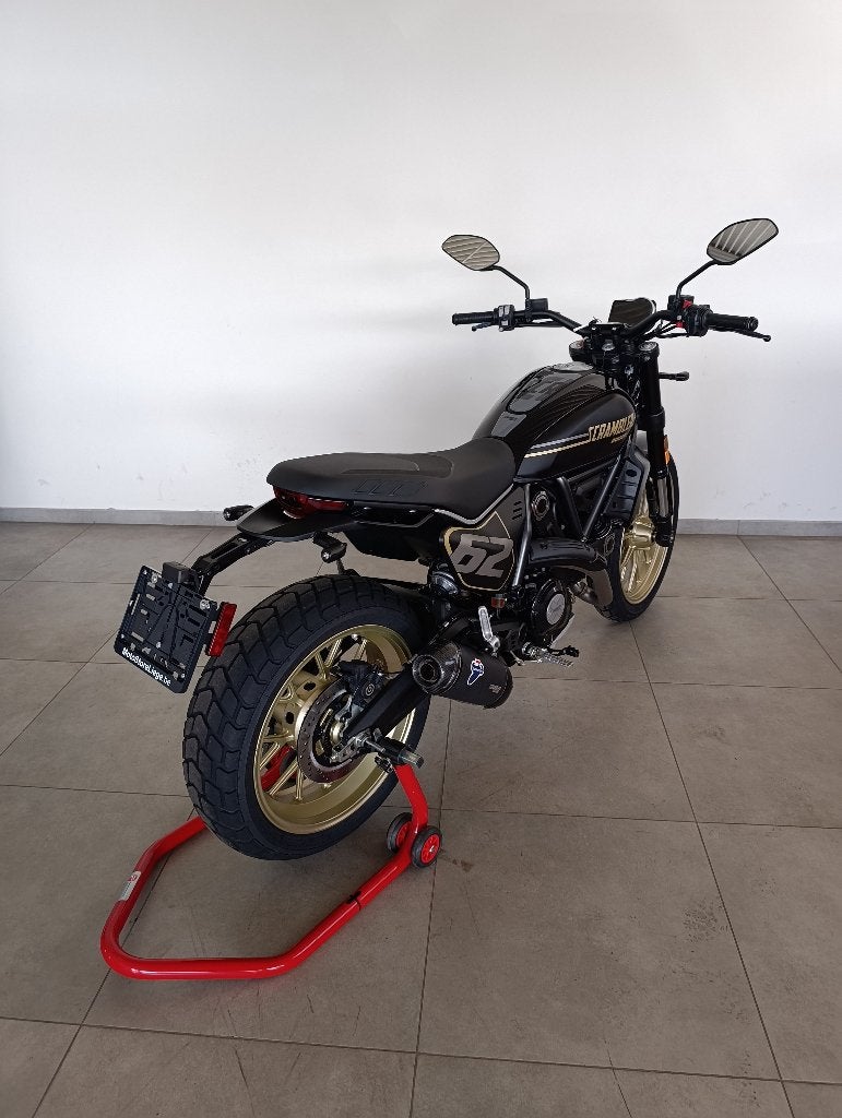 Ducati Scrambler Full Throttle, Entreprise, Occasion, Plus de 35 kW, 2 cylindres