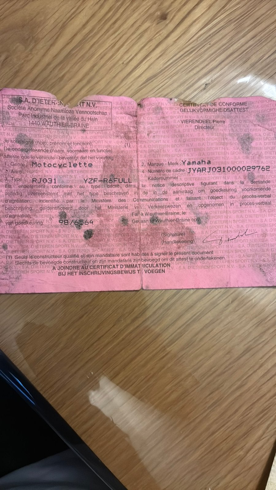 Papier de Yamaha R6, Particulier